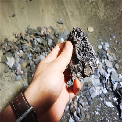 Oxid vanadičný v chemickém průmyslu